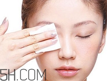 卸妝濕巾什么牌子好？卸妝濕巾的使用方法