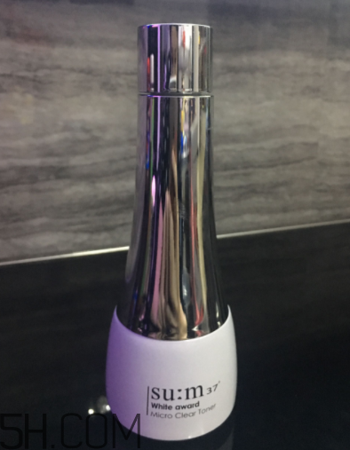 su:m37度呼吸爽膚水什么功效？適合什么膚質(zhì)？