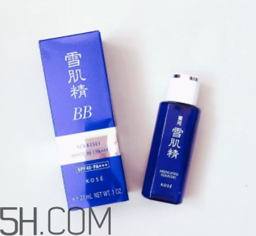 雪肌精化妝水適合干皮嗎？適合痘肌嗎？