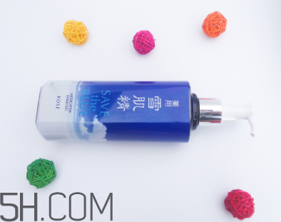 雪肌精化妝水適合干皮嗎？適合痘肌嗎？