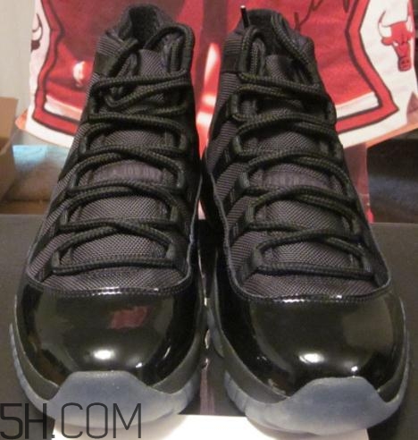 air jordan 11 blackout發(fā)售時間_多少錢？