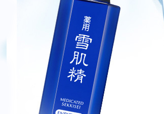雪肌精化妝水盈潤(rùn)型適合油皮嗎？適合夏季嗎？