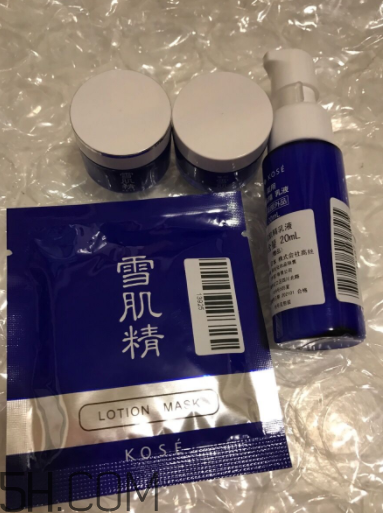 雪肌精柔凈洗顏乳有泡沫嗎？適合干皮嗎？