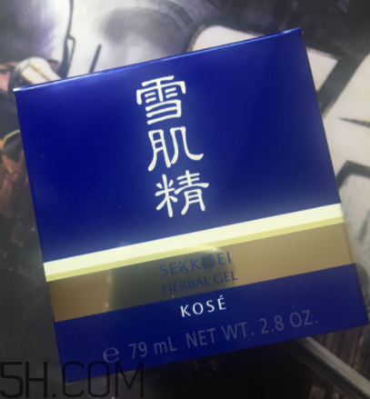 雪肌精菁華凝霜什么成分？有什么功效？
