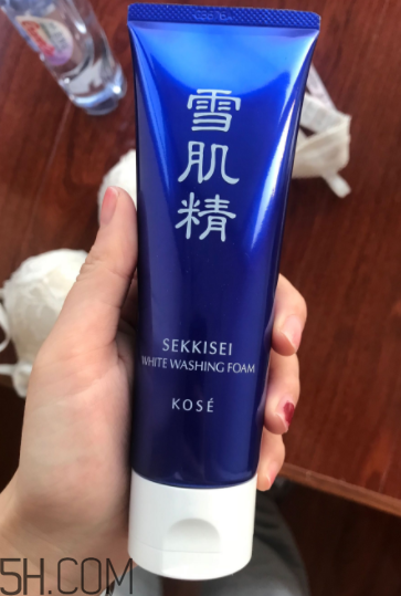 雪肌精洗面奶哪款適合敏感皮？哪款適合干皮？