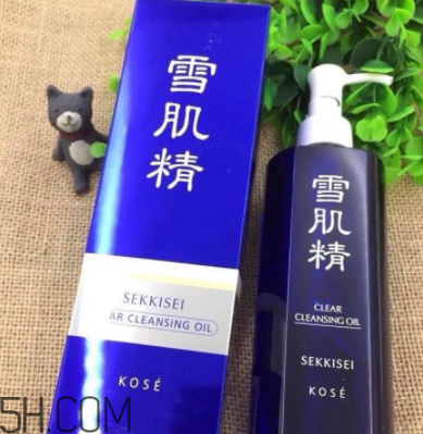 雪肌精卸妝油糊眼睛嗎？雪肌精卸妝油悶痘嗎？