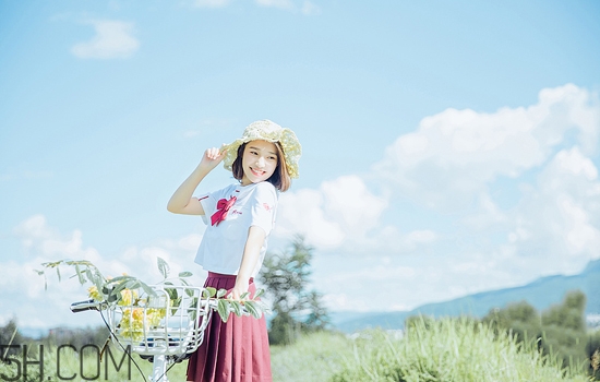fancl卸妝油和植村秀卸妝油哪個好用？卸妝油可以卸指甲油嗎？