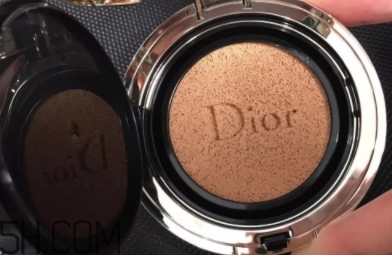 dior2018花蜜氣墊粉底多少錢？迪奧花蜜氣墊粉底上市時(shí)間
