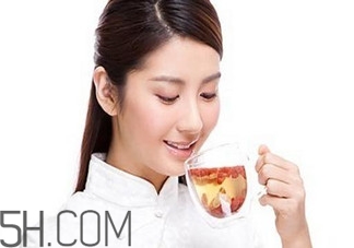 初潮早絕經(jīng)就早嗎？影響月經(jīng)初潮的因素有哪些？