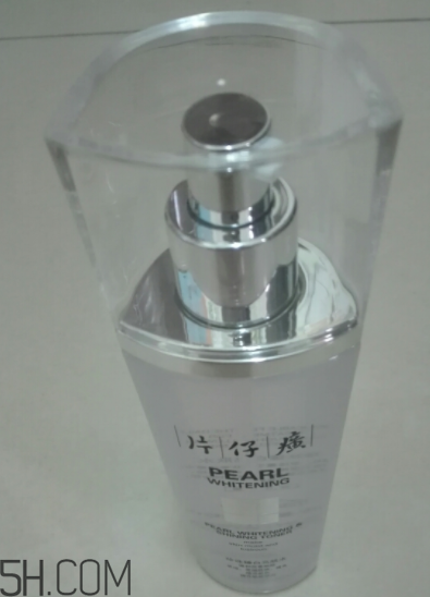 片仔癀珍珠亮膚水適合油皮嗎？適合夏季嗎？