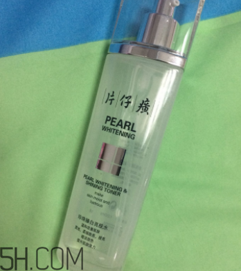 片仔癀珍珠亮膚水適合油皮嗎？適合夏季嗎？