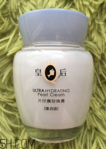 片仔癀珍珠膏夏天能用嗎？會(huì)不會(huì)很油？