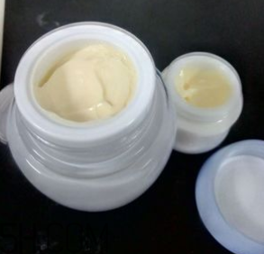 片仔癀珍珠膏夏天能用嗎？會(huì)不會(huì)很油？