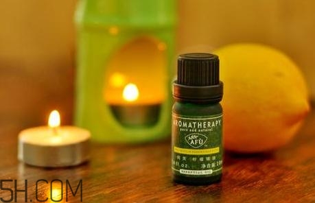 檸檬精油的功效有哪些？檸檬精油有什么功效？