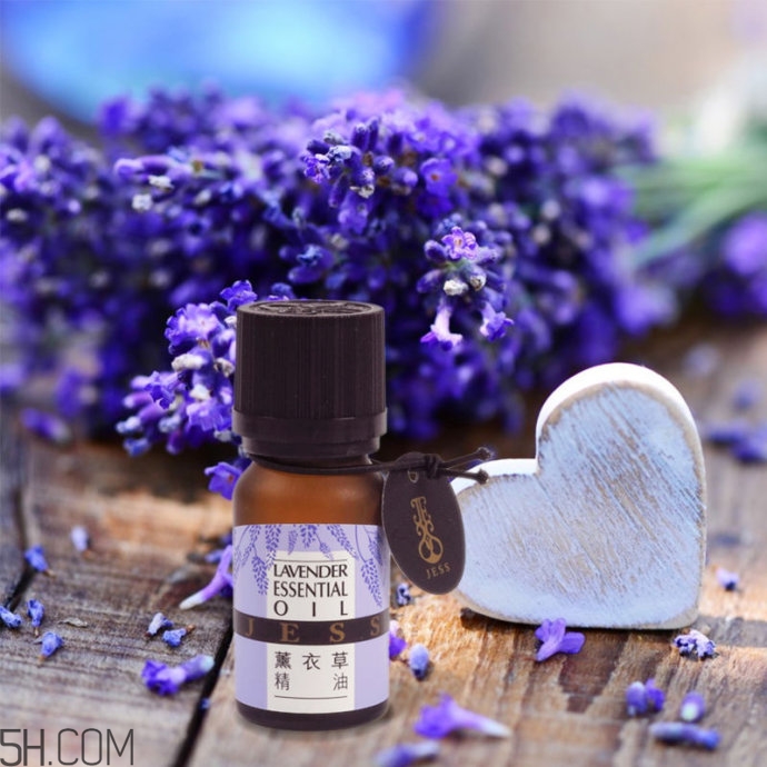 薰衣草精油泡腳的好處？薰衣草精油泡腳的方法？