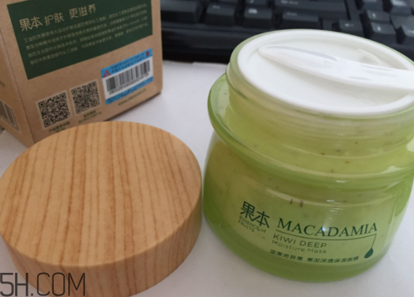 詩婷露雅果泥面膜什么功效？敷完要洗嗎？