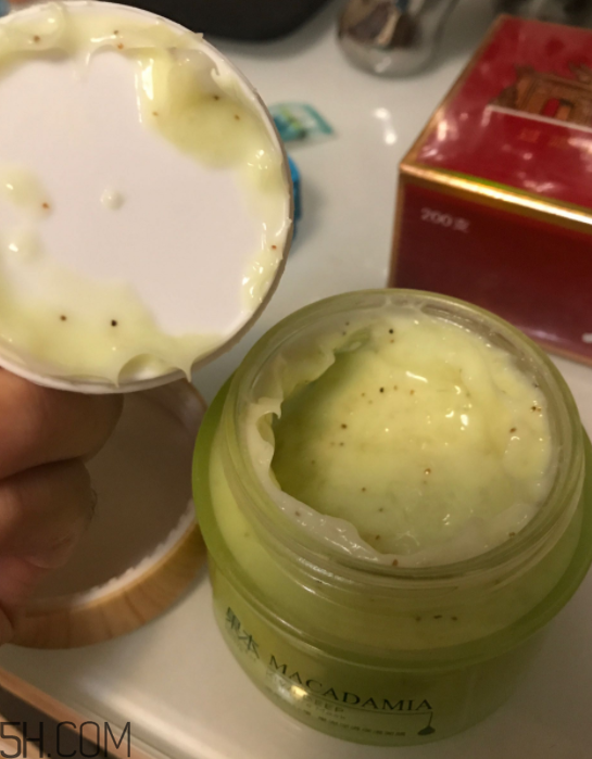 詩婷露雅果泥面膜什么功效？敷完要洗嗎？