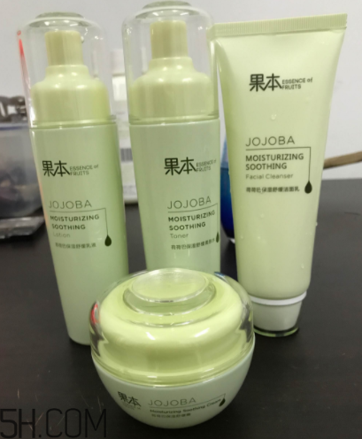 詩(shī)婷露雅荷荷巴系列有刺激嗎？適合敏感肌嗎？