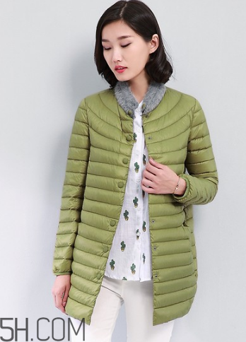 女裝羽絨服怎么保養(yǎng)？輕薄羽絨服怎么搭配？
