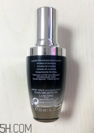肌底液和精華有什么區(qū)別？蘭蔻小黑瓶可以單獨用嗎？