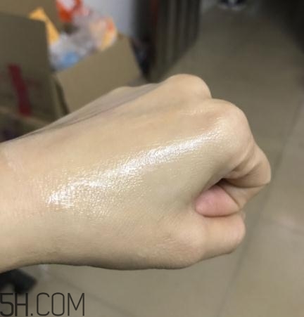萱姿抗皺緊致滲透乳怎么樣？萱姿抗皺緊致滲透乳好用嗎？