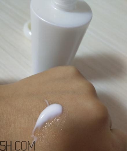 萱姿抗皺緊致滲透乳多少錢？萱姿抗皺緊致滲透乳價格