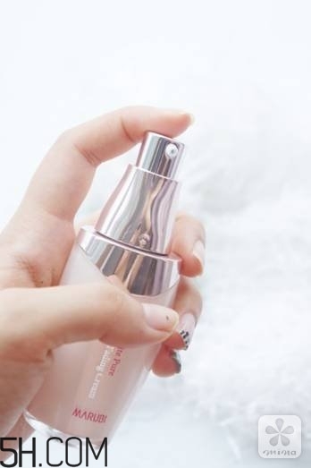 丸美不怕黑眼霜有用嗎？丸美不怕黑眼霜使用測評