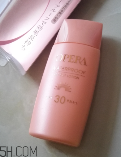 Opera防曬霜防水嗎？Opera防曬霜防汗嗎？