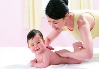 常對(duì)嬰幼兒撫觸有哪些作用？寶寶一周歲怎樣安排作息？