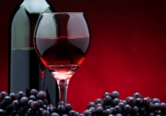 葡萄酒開(kāi)啟后多久氧化？葡萄酒如何保證新鮮？
