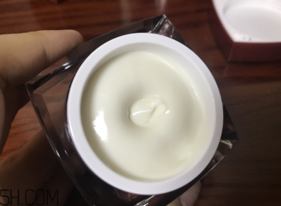 京城之霜為什么乳化之后才涂抹？京城之霜怎么用？