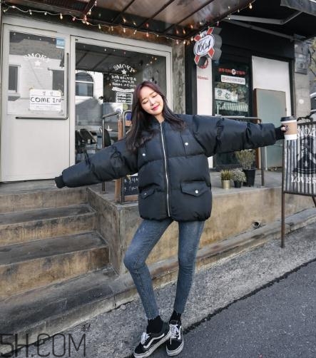 面包服搭配什么鞋子？面包服搭配鞋子圖片