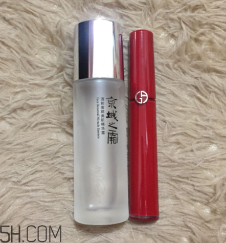 京城之霜神仙水含酒精嗎？適合脆弱敏感肌嗎？