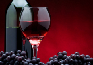 葡萄酒開(kāi)啟后多久氧化？葡萄酒如何保證新鮮？