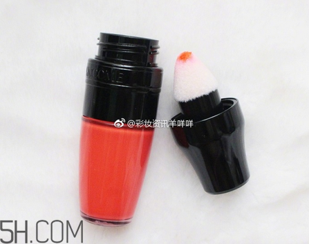 蘭蔻搖搖樂(lè)啞光唇釉186是什么顏色？蘭蔻氣墊光霧唇露試色