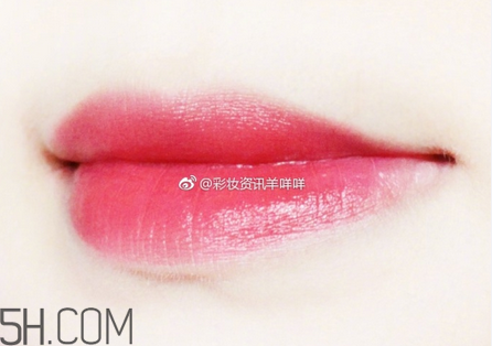 蘭蔻搖搖樂(lè)啞光唇釉186是什么顏色？蘭蔻氣墊光霧唇露試色
