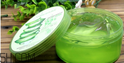 蘆薈膠補(bǔ)水嗎？蘆薈膠身體乳的替代品