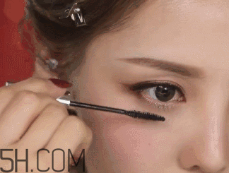 V型眼線怎么畫？V型眼線畫好美到冒泡