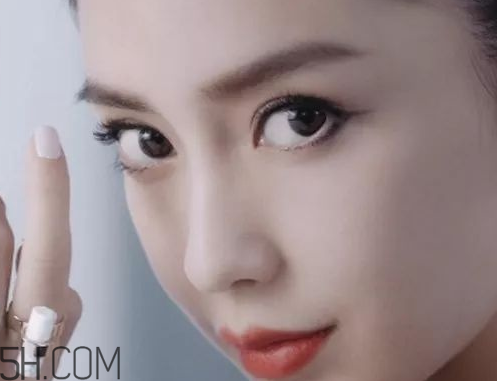V型眼線怎么畫？V型眼線畫好美到冒泡