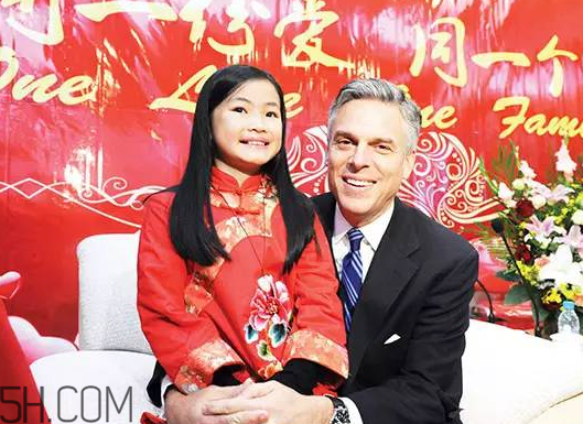 為什么老外愛收養(yǎng)中國的小孩？中國棄嬰多