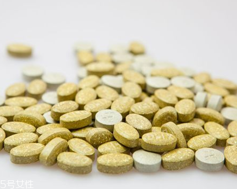 媽富隆要吃多久？短效避孕藥服用時(shí)間