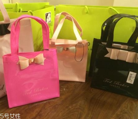 ted baker包包質(zhì)量好嗎？少女感爆棚的輕奢品牌