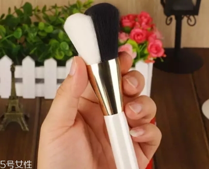 高光刷哪個牌子好？好用到哭的高光刷