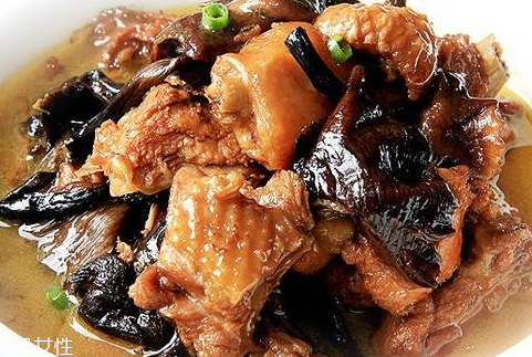 野生榛蘑怎么吃 燉肘子好吃又營(yíng)養(yǎng)