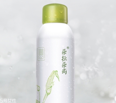 定妝噴霧可以帶上飛機(jī)或者托運(yùn)嗎？