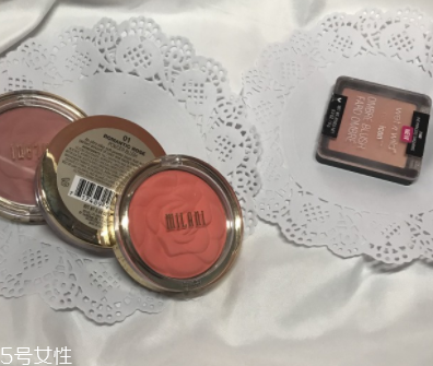 怎么打造高級(jí)臉？巧用腮紅顏值up up！