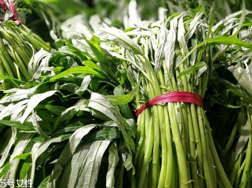 如何洗凈空心菜上殘留農(nóng)藥？四大清洗方法