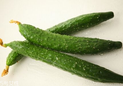 女性經(jīng)常揉肚子能減肥嗎？揉肚子好處多多