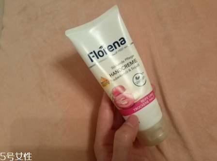 德國florena天然乳木果油護手霜好用嗎？平民價格貴婦享受