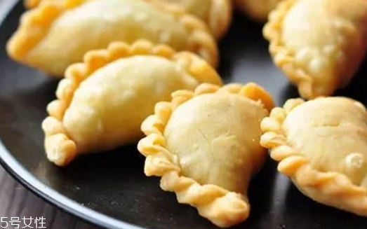 炸油角的面怎么和？用生面還是燙面你知道嗎？